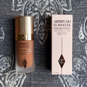 Charlotte Tilbury Airbrush Flawless Foundation in Shade 15.5 Cool